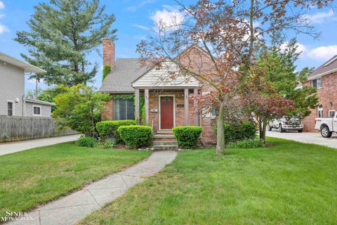 1921 Pinecrest Road Ferndale City MI 48220