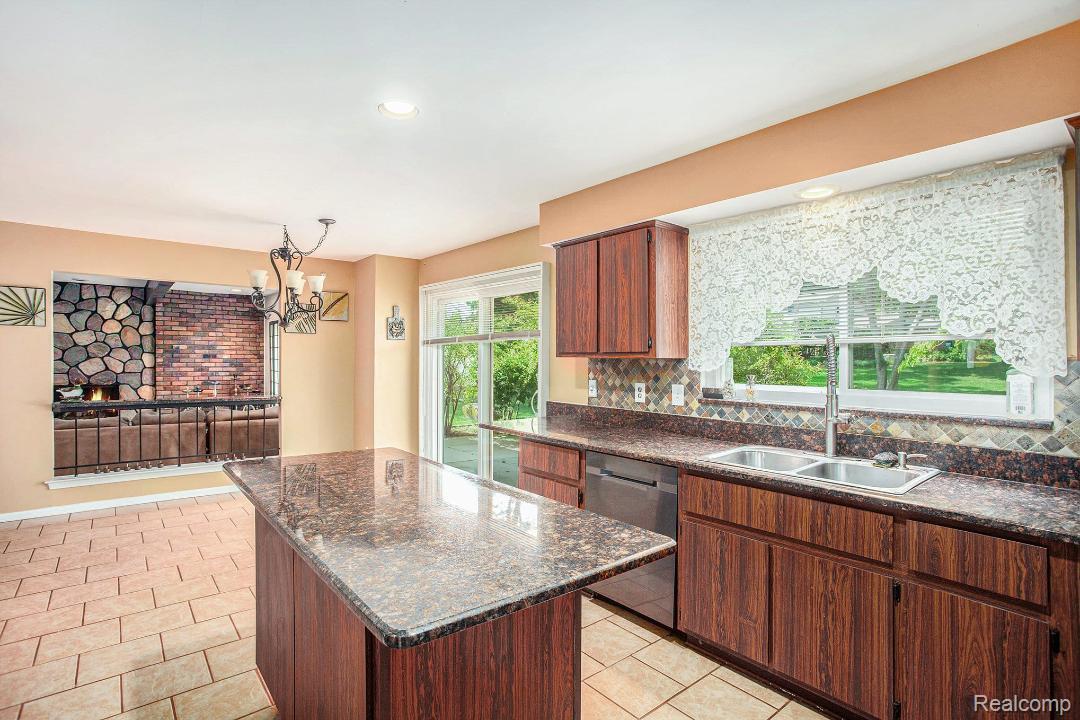 5622 Powder Horn Drive