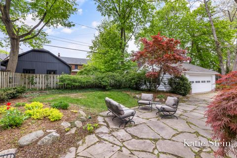 Tiny photo for 833 Gladstone Drive SE, East Grand Rapids City, MI 49506 (MLS # 65026025957)