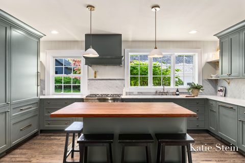 Tiny photo for 833 Gladstone Drive SE, East Grand Rapids City, MI 49506 (MLS # 65026025957)
