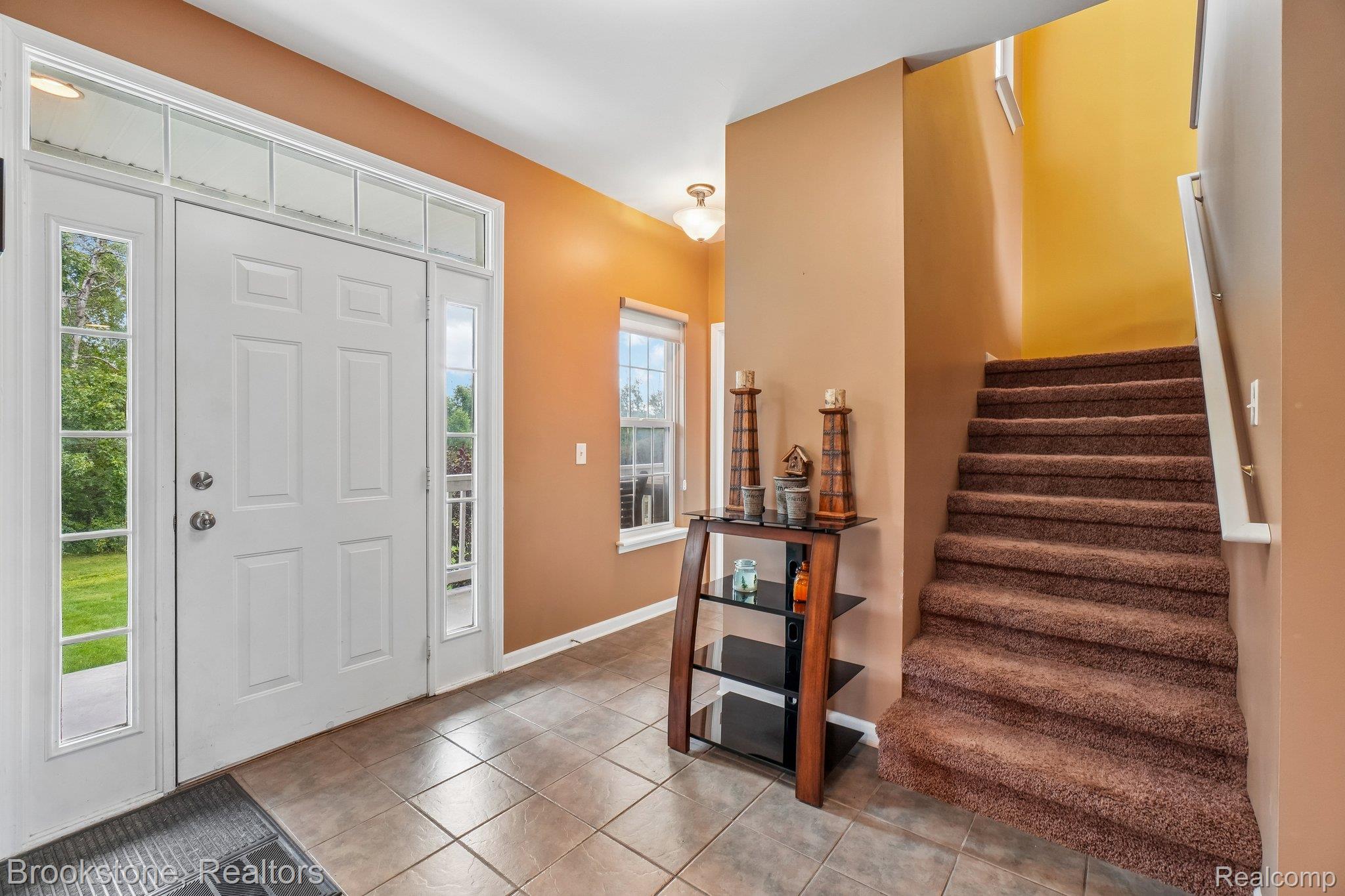 2633 Groveland Road