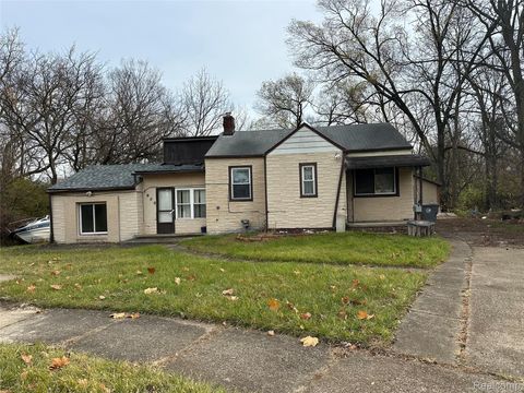 1909 Justine Street Inkster City MI 48141