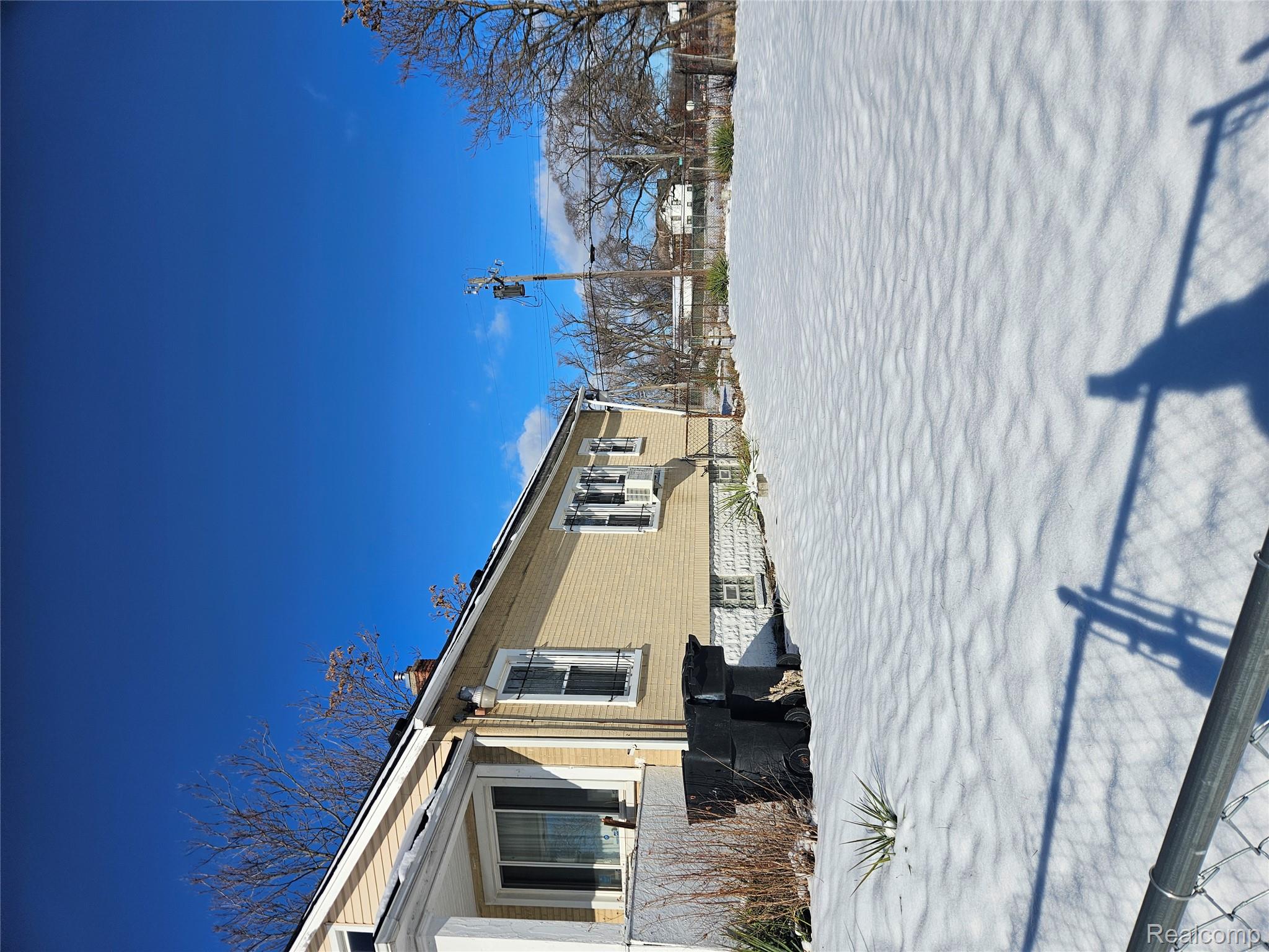 7374 Ellsworth Street