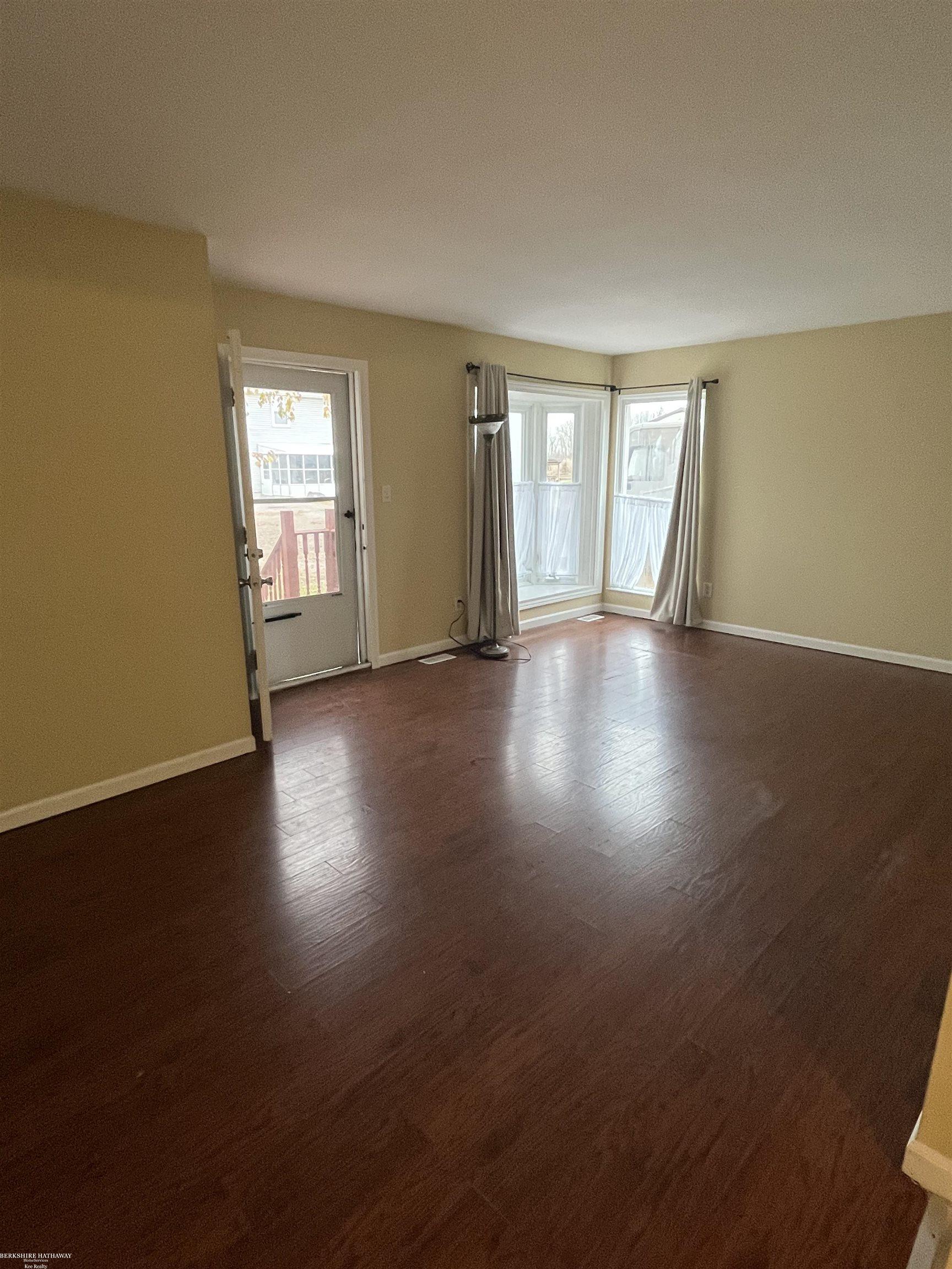 35268 Tilford Street