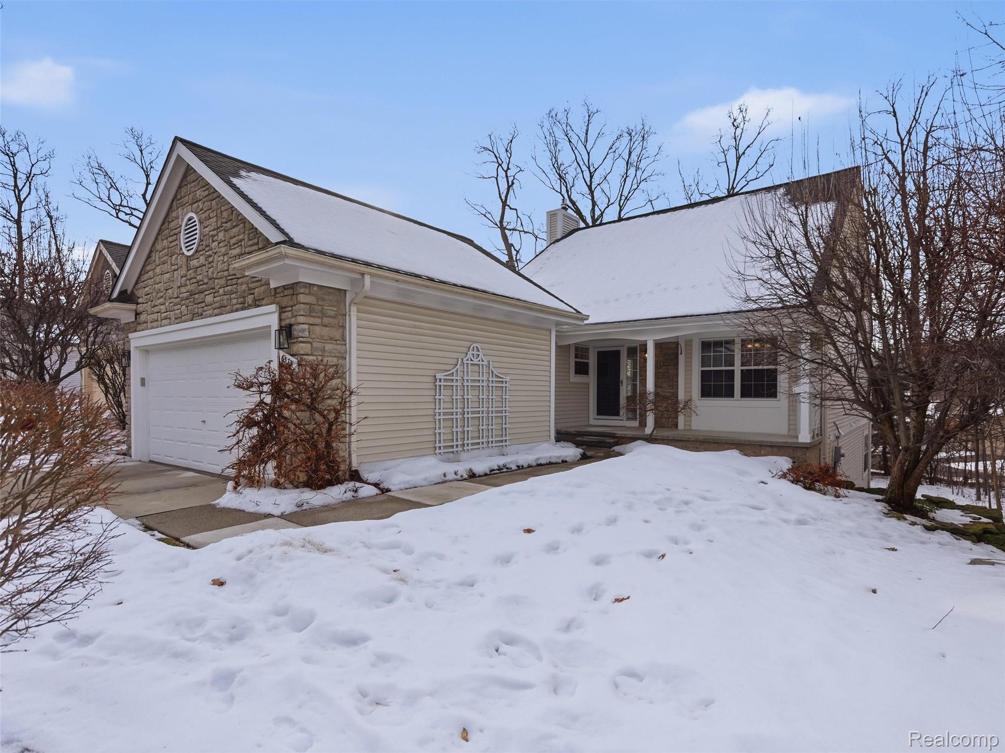 6573 Summit Ridge Court