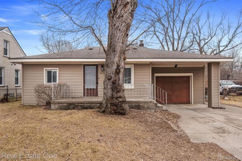 21566 Waldron Street Farmington Hills City MI 48336