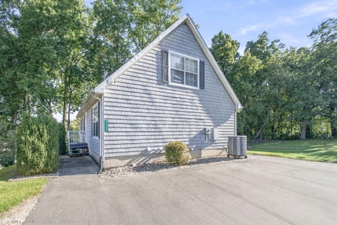 Tiny photo for 33408 Ridenour Road, Pokagon Township, MI 49047 (MLS # 69026054547)
