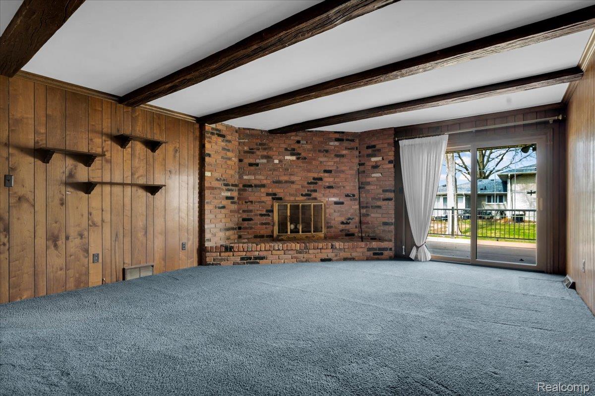 19010 Lacrosse Avenue