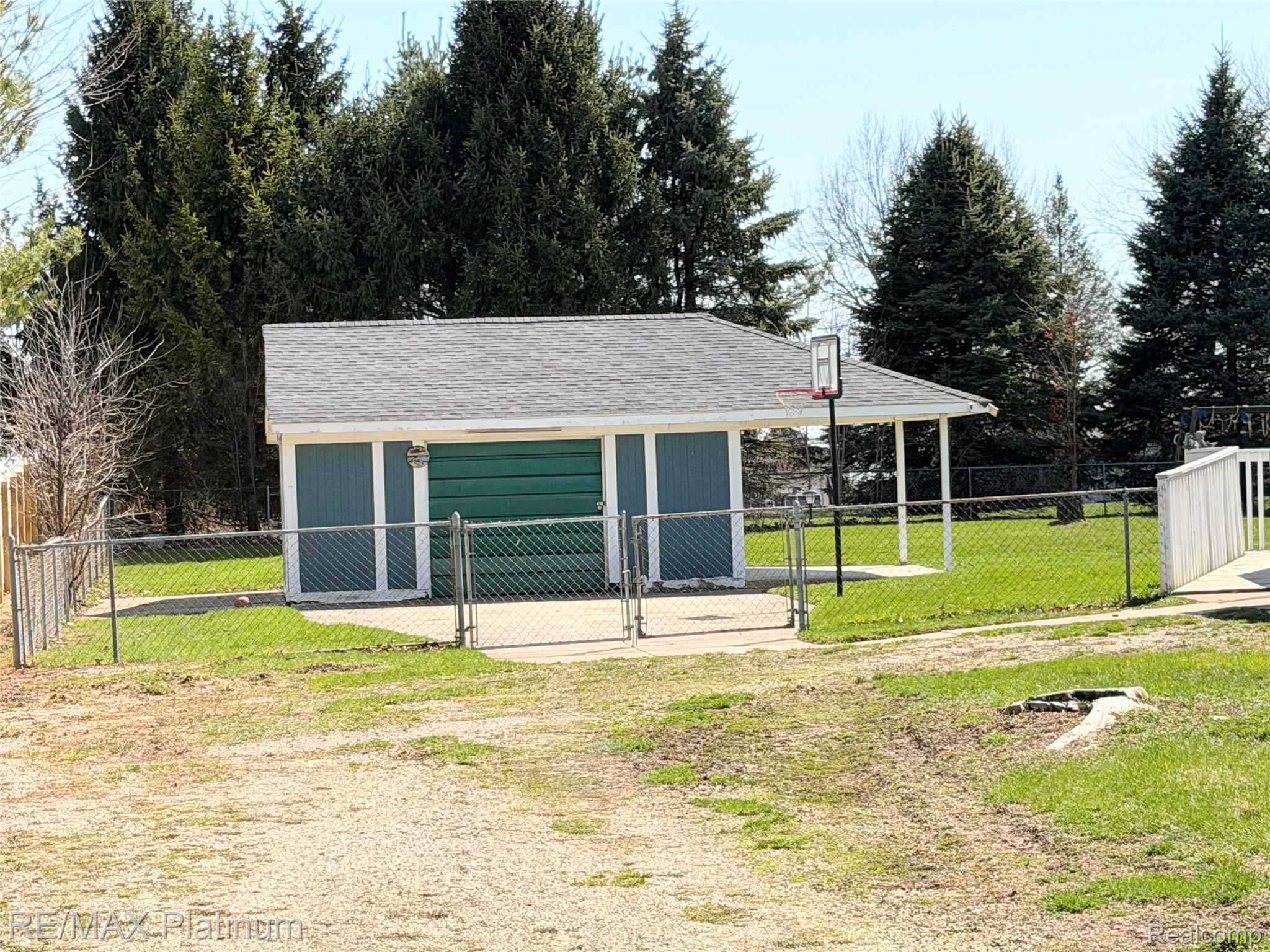 3965 Parsons Road
