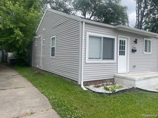 27865 BRETTONWOODS ST, MADISON HEIGHTS, MI 48071 - Image f8ad431ed9ffe2f4aa7a36a0563efef8/1676965795