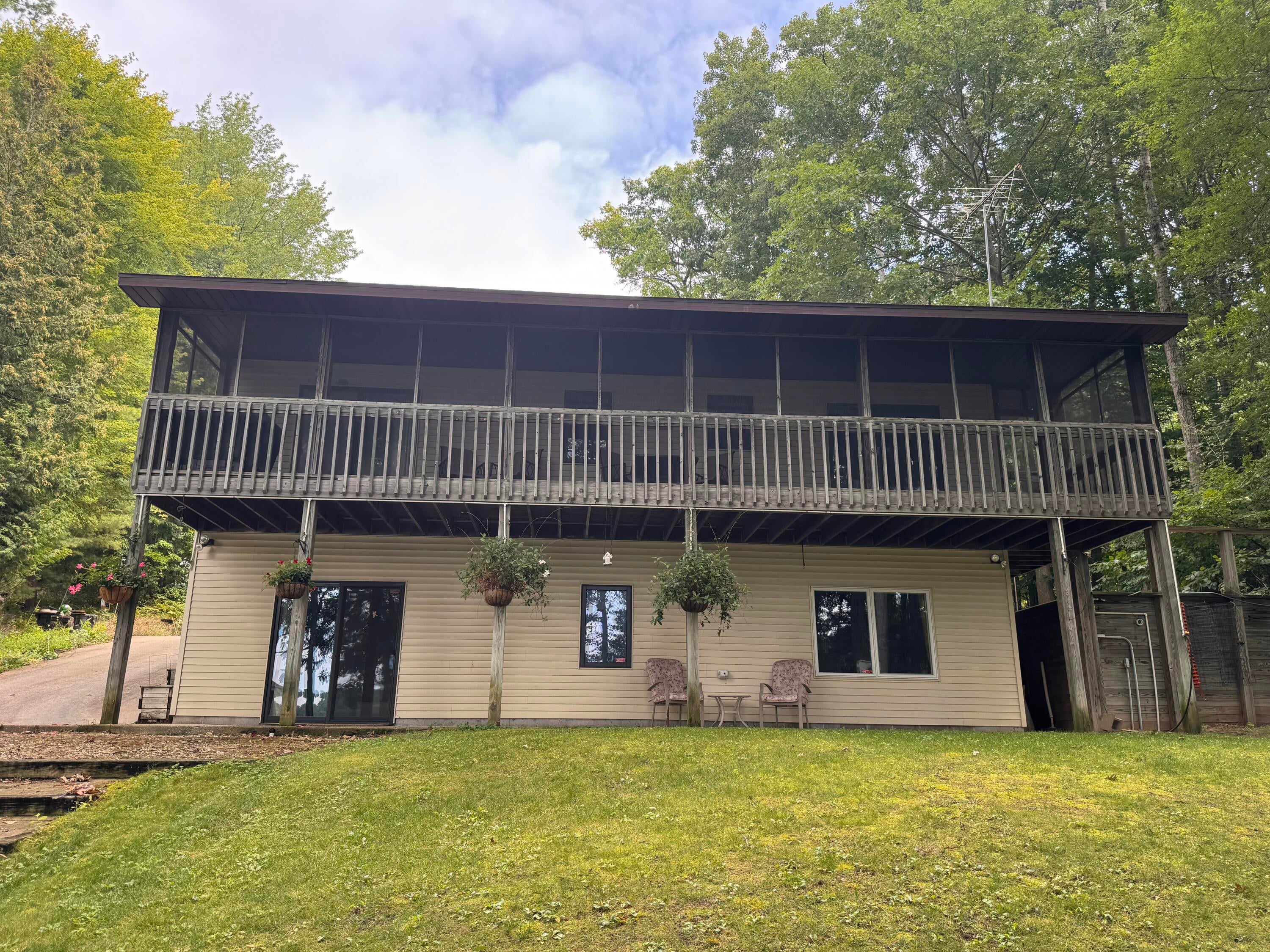5029 N Benson Road