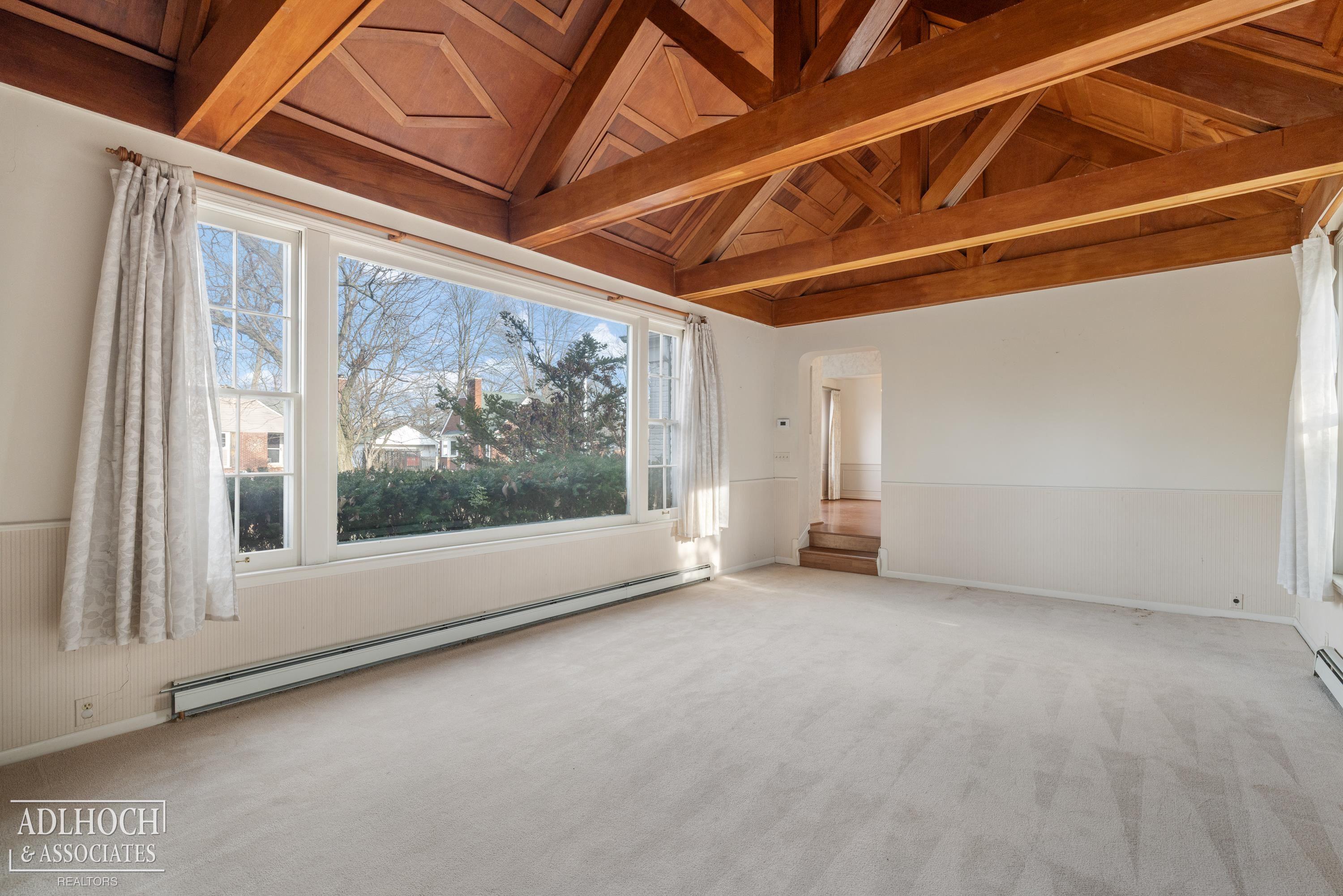 19980 W Clairview Court