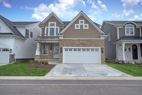 213 MOUNTAIN VIEW LANE Milford Village Oakland MI 48381