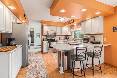Tiny photo for 5505 Indian Trail, Blaine Township, MI 49635 (MLS # 78080069008)