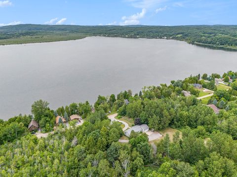 Tiny photo for 5505 Indian Trail, Blaine Township, MI 49635 (MLS # 78080069008)