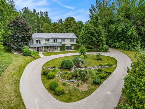 Photo of 5505 Indian Trail, Blaine Township, MI 49635 (MLS # 78080069008)