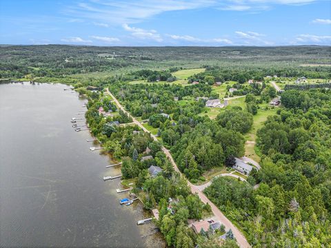 Tiny photo for 5505 Indian Trail, Blaine Township, MI 49635 (MLS # 78080069008)