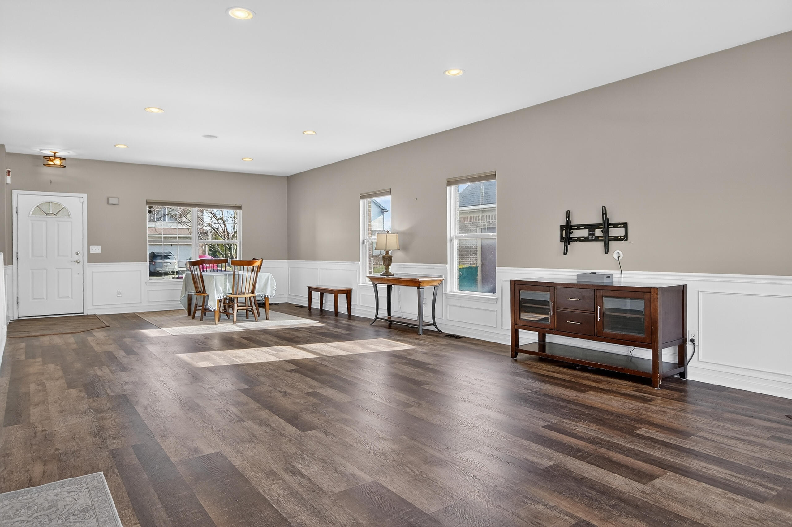 13494 Country Walk Boulevard