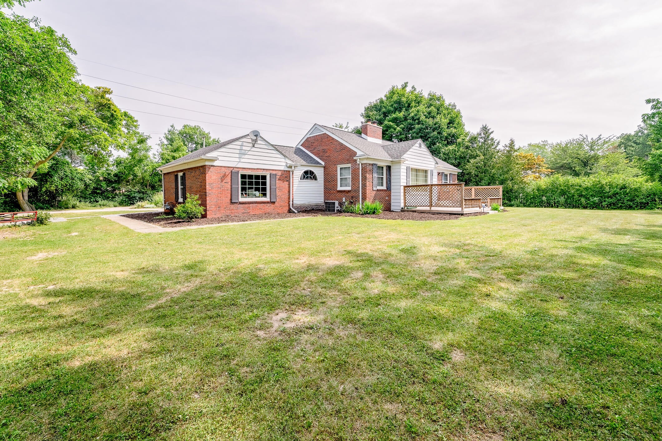9772 Grosse Ile Parkway