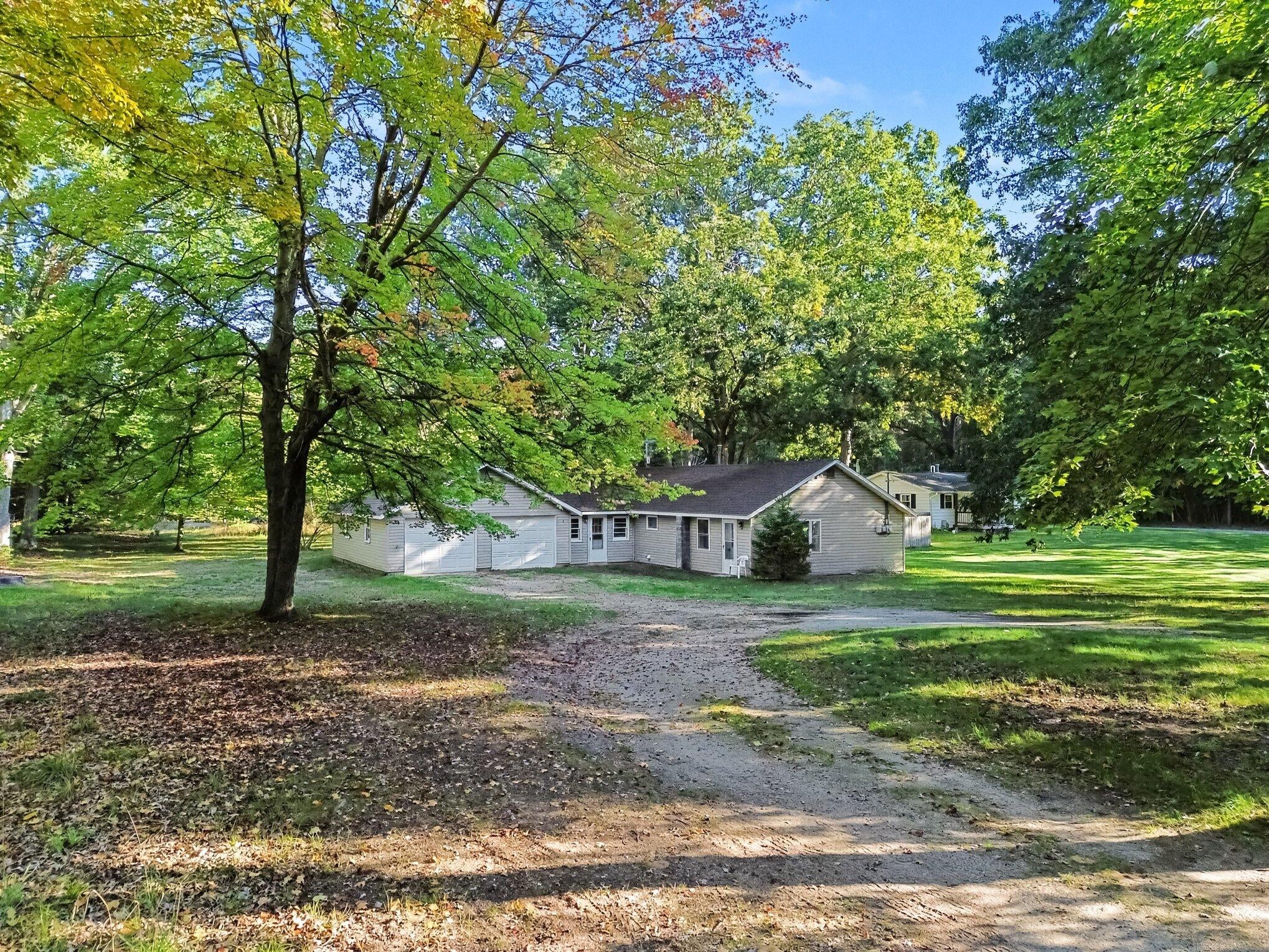 6022 E Bryant Road