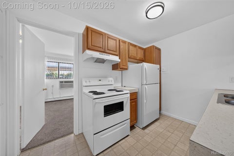 Tiny photo for 995 N Cass Lake Road #125, Waterford Charter Township, MI 48328 (MLS # 20261083260)