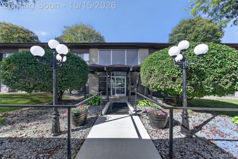 Tiny photo for 995 N Cass Lake Road #125, Waterford Charter Township, MI 48328 (MLS # 20261083260)