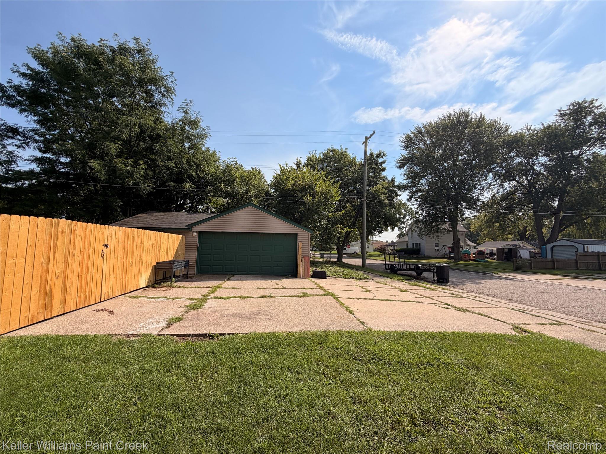 413 N Turrill Avenue