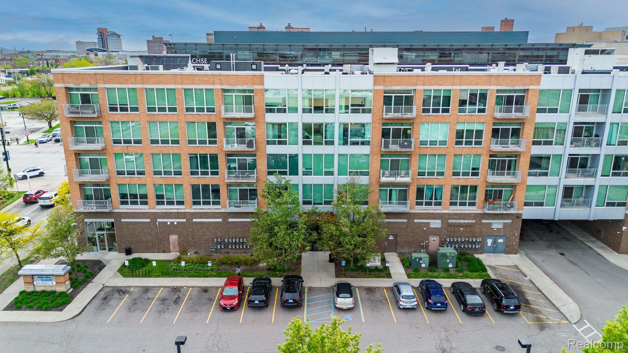 3670 UNIT 412 WOODWARD Avenue