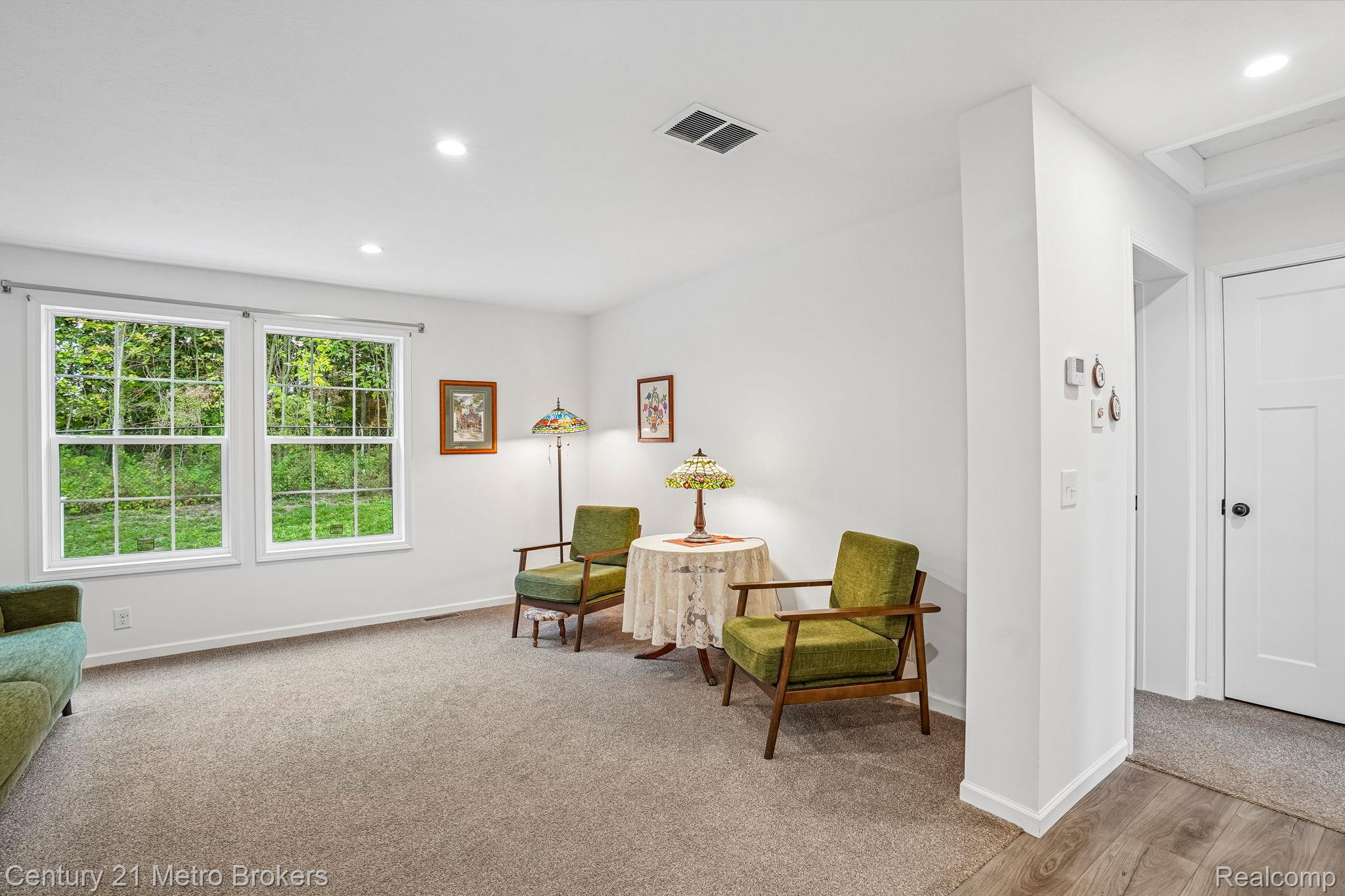 2083 Creekwood Court
