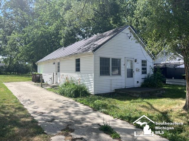 978 Division Street