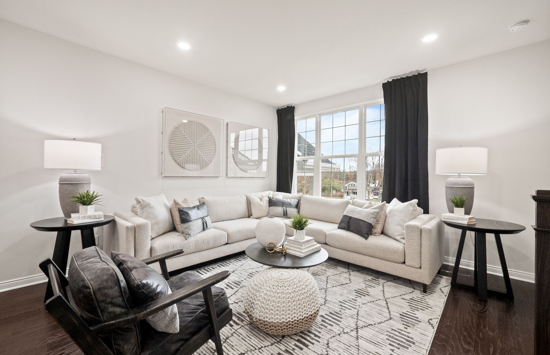 302 N Sydney Court
