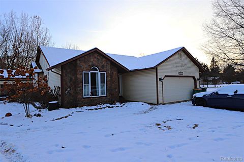 31657 Sibley Road Romulus City MI 48164