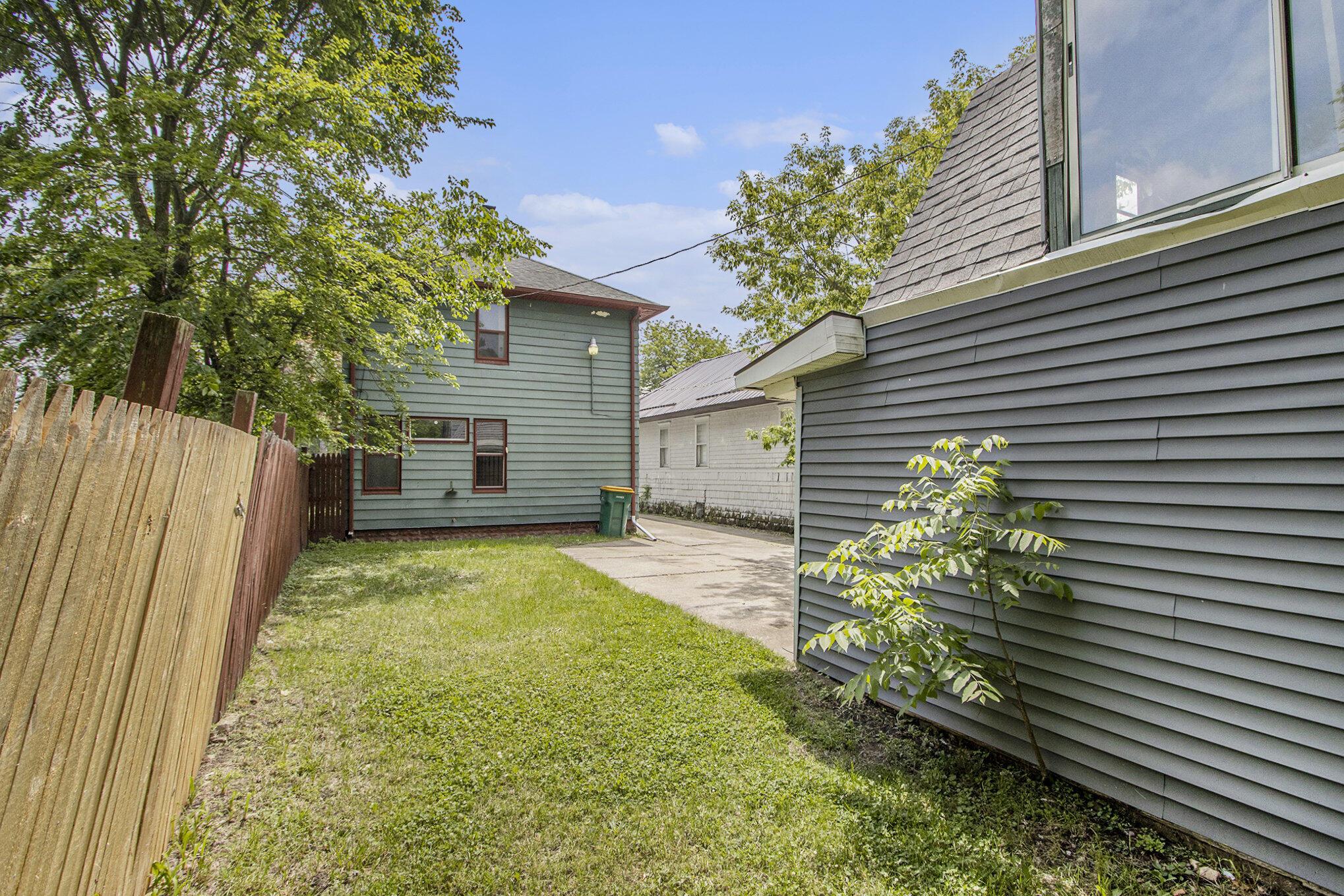 Battle Creek City, Michigan 49014, United States, 3 Bedrooms Bedrooms, ,1 BathroomBathrooms,Residential,Pending,146126