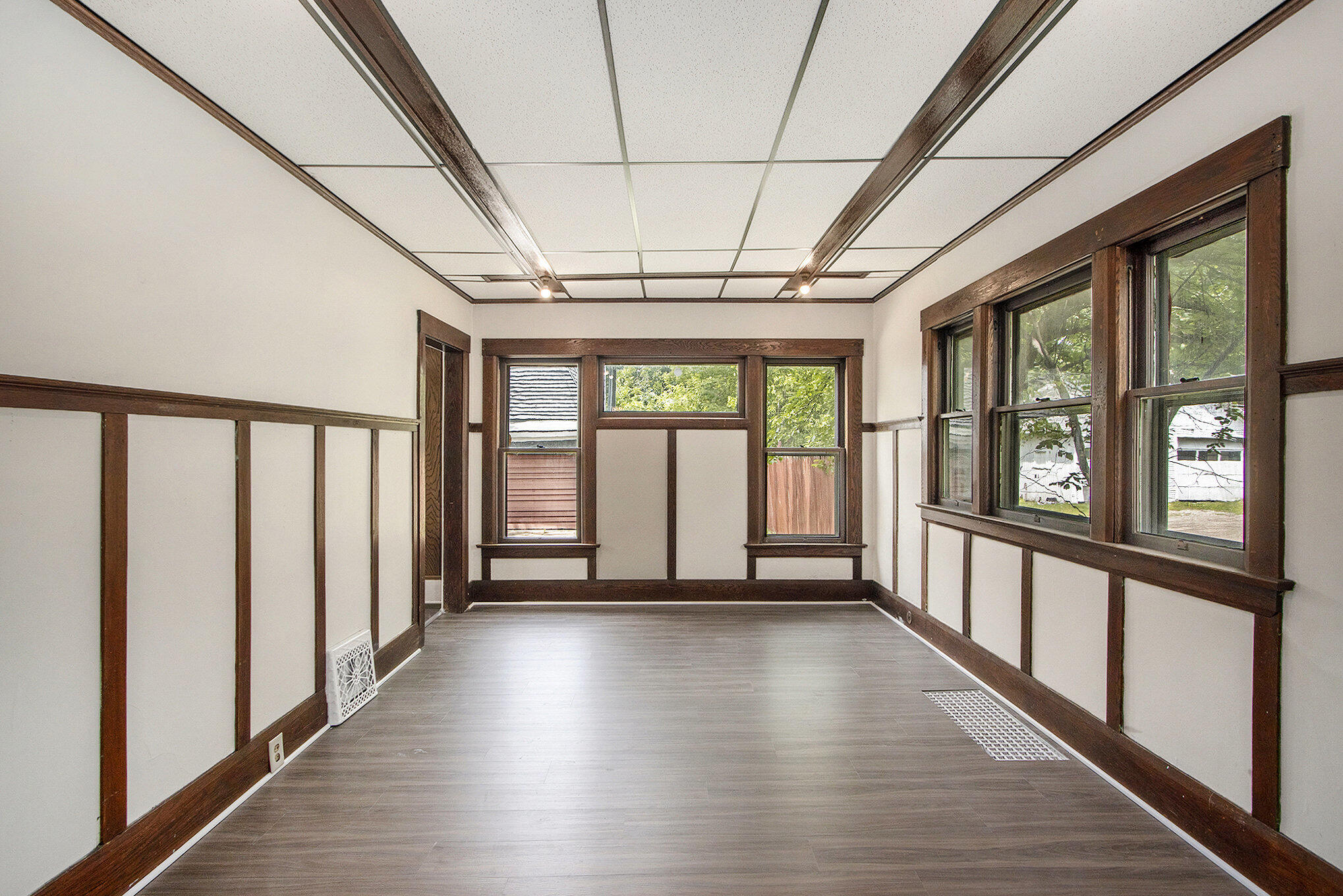 Battle Creek City, Michigan 49014, United States, 3 Bedrooms Bedrooms, ,1 BathroomBathrooms,Residential,Pending,146126