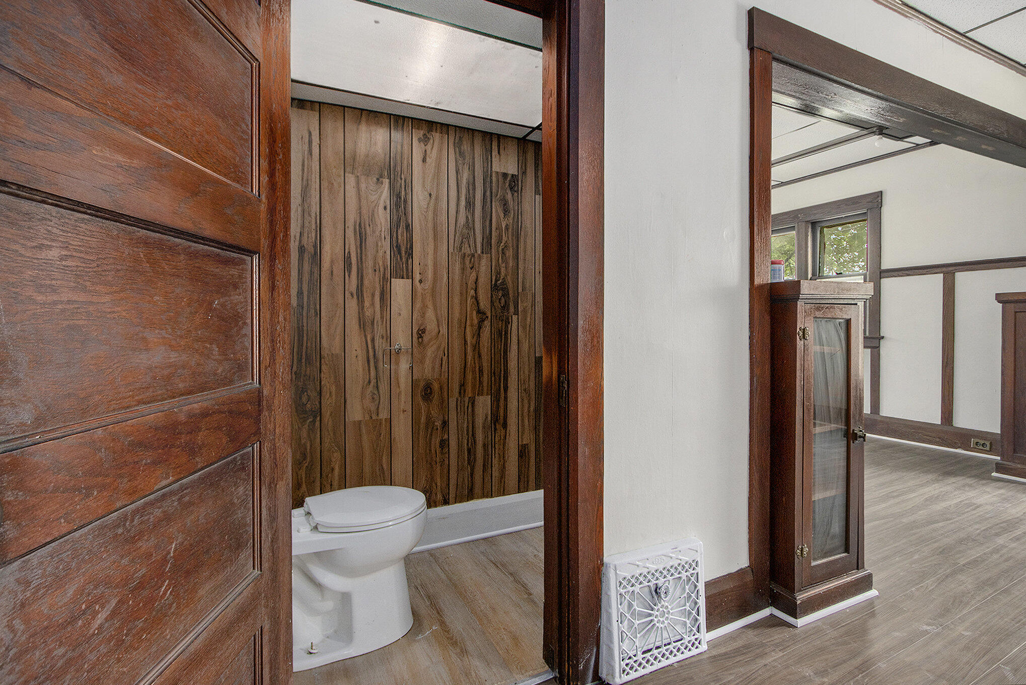 Battle Creek City, Michigan 49014, United States, 3 Bedrooms Bedrooms, ,1 BathroomBathrooms,Residential,Pending,146126