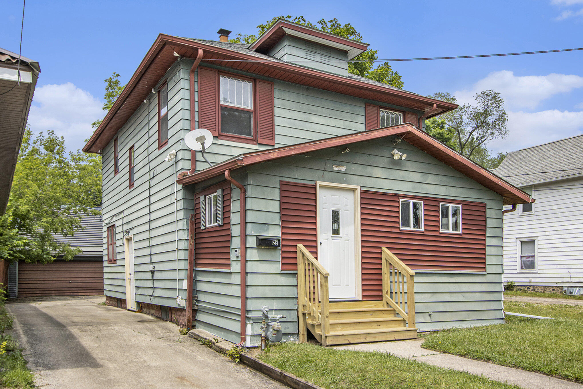 Battle Creek City, Michigan 49014, United States, 3 Bedrooms Bedrooms, ,1 BathroomBathrooms,Residential,Pending,146126