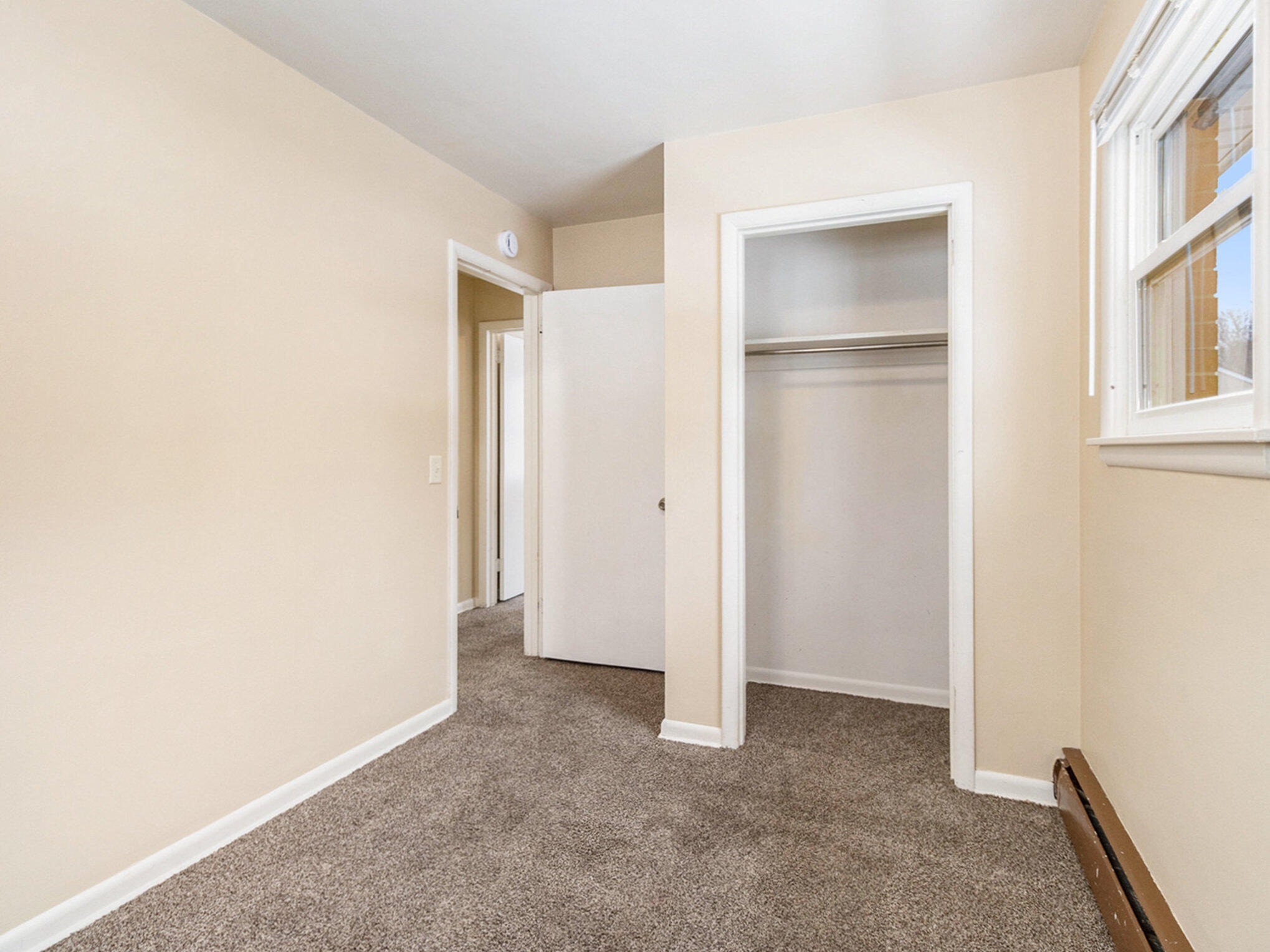 Parchment, Michigan 49004, United States, 2 Bedrooms Bedrooms, ,1 BathroomBathrooms,Residential,Active,94404