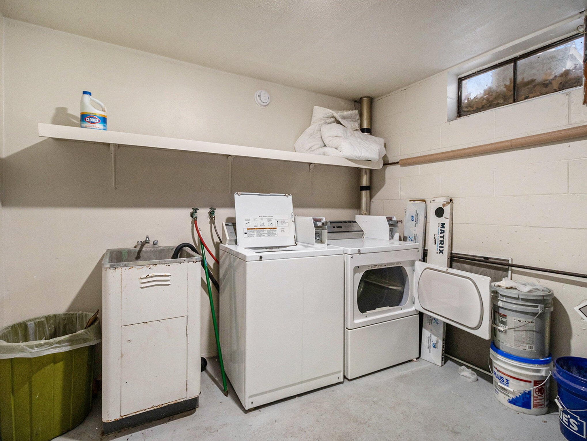 Parchment, Michigan 49004, United States, 2 Bedrooms Bedrooms, ,1 BathroomBathrooms,Residential,Active,94404