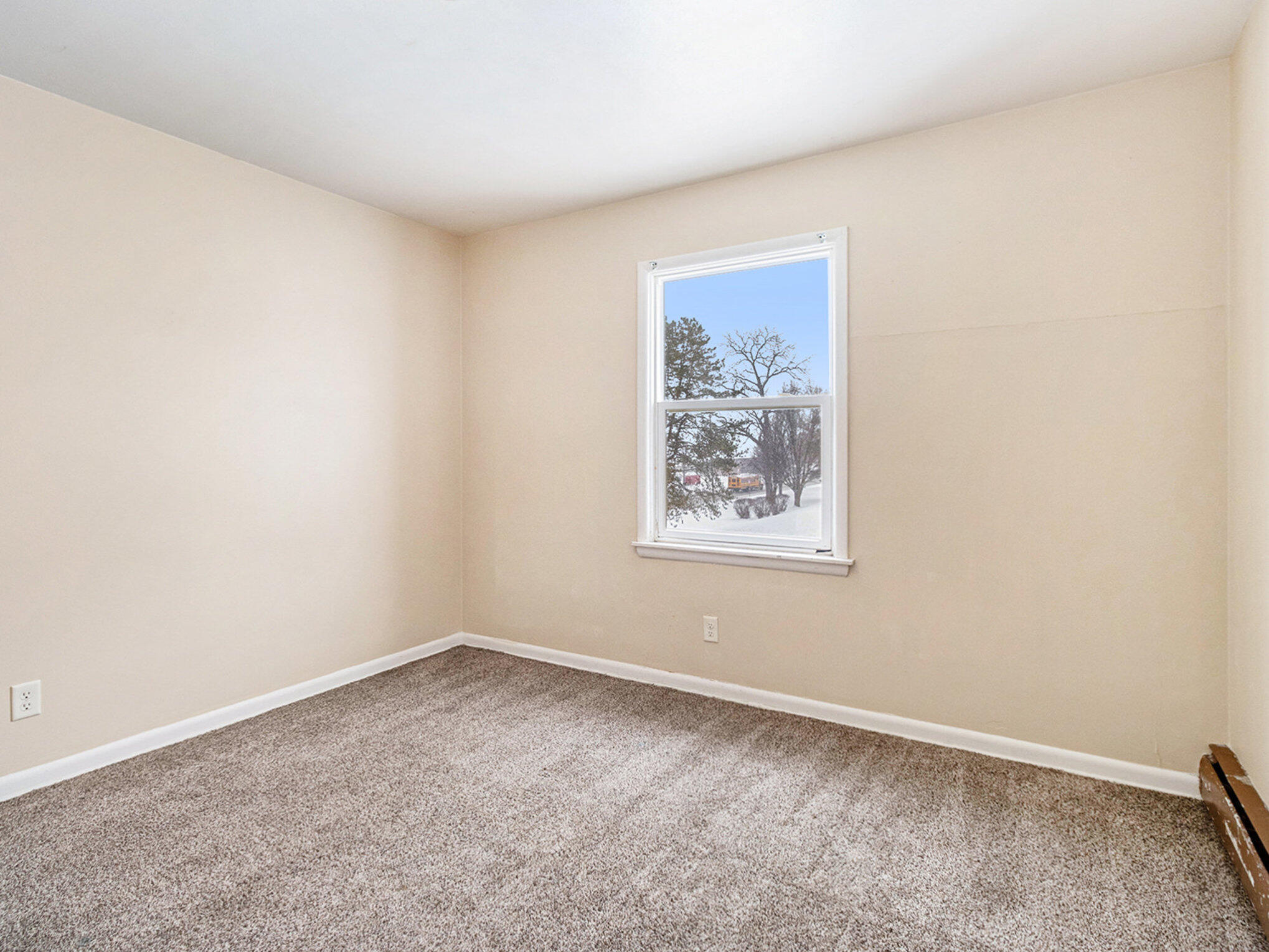 Parchment, Michigan 49004, United States, 2 Bedrooms Bedrooms, ,1 BathroomBathrooms,Residential,Active,94404