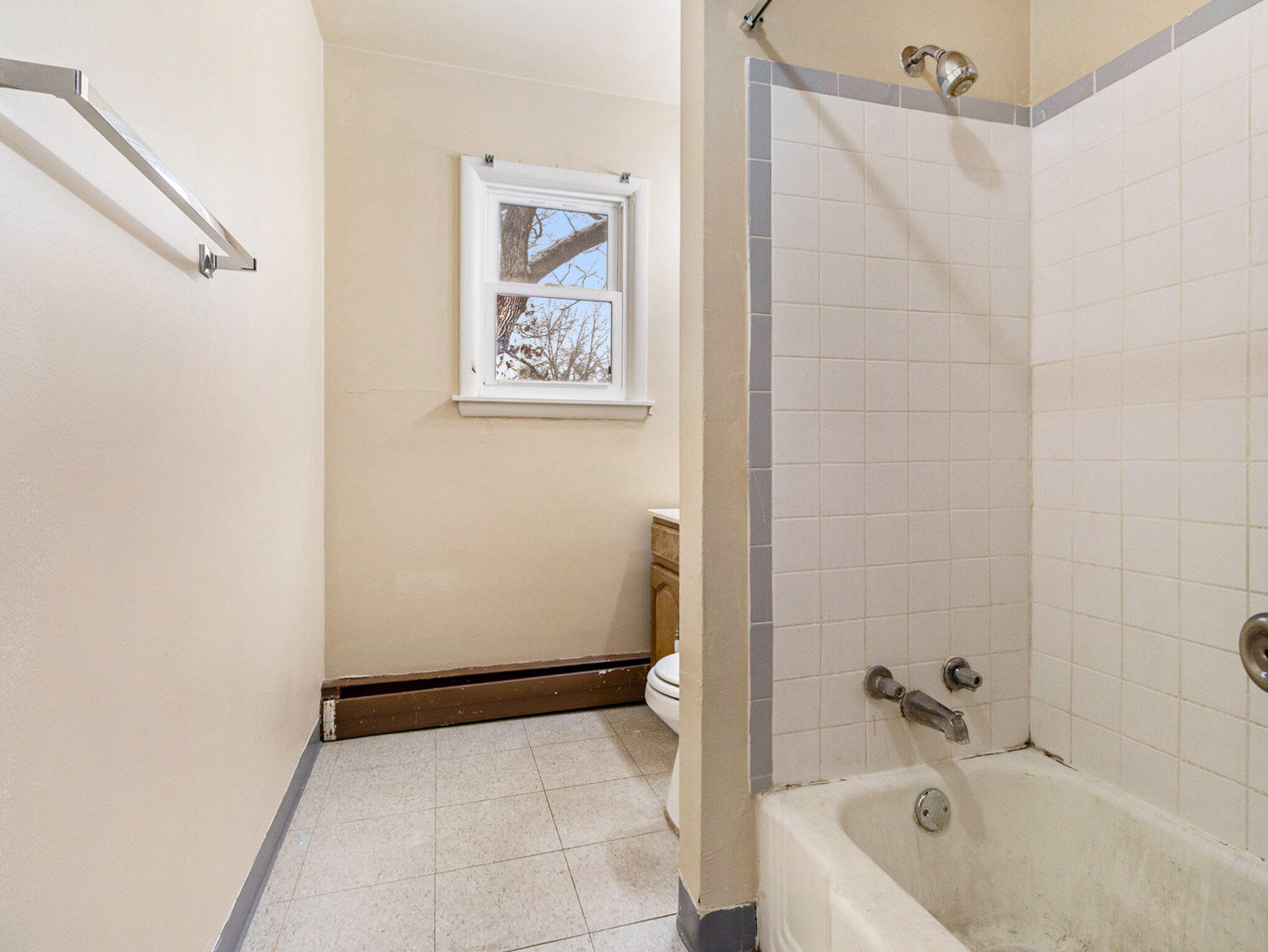 Parchment, Michigan 49004, United States, 2 Bedrooms Bedrooms, ,1 BathroomBathrooms,Residential,Active,94404