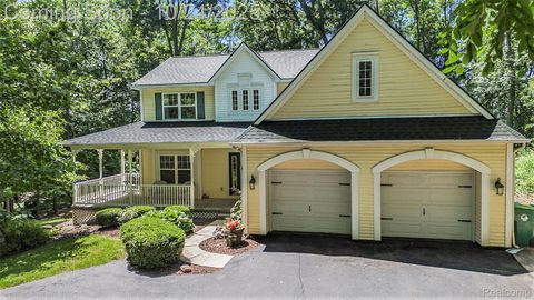 6155 Carey Road Commerce Charter Township MI 48382