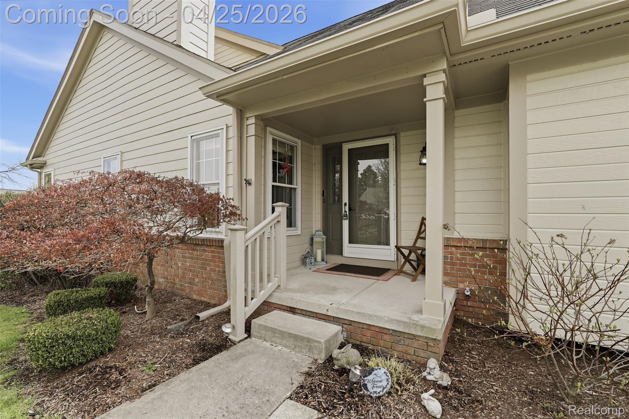 16318 Country Knoll Drive