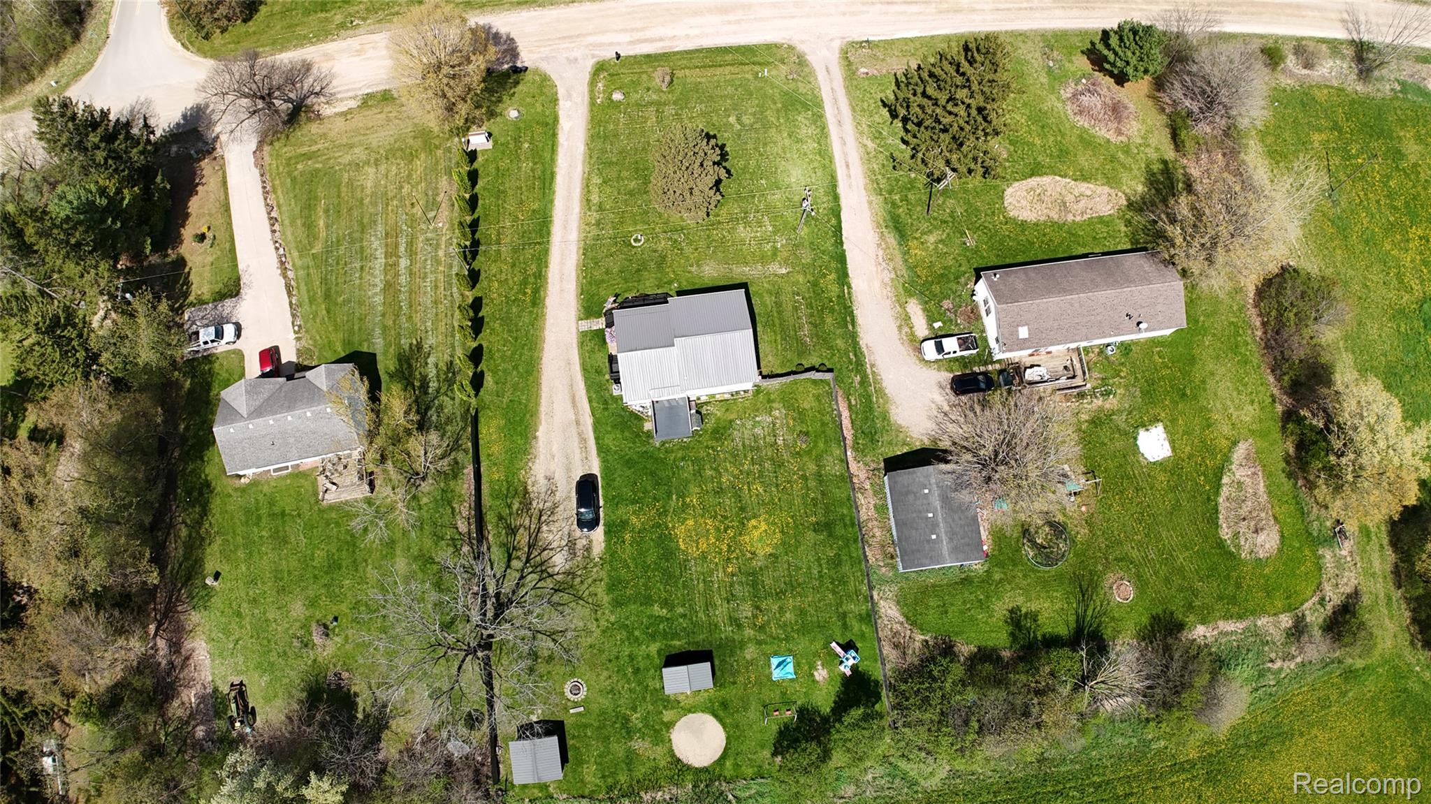 2128 Greenwood Road