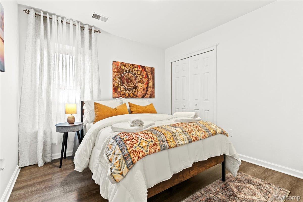 Auburn Hills, Michigan 48326, United States, 3 Bedrooms Bedrooms, ,2 BathroomsBathrooms,Residential,Active,247619