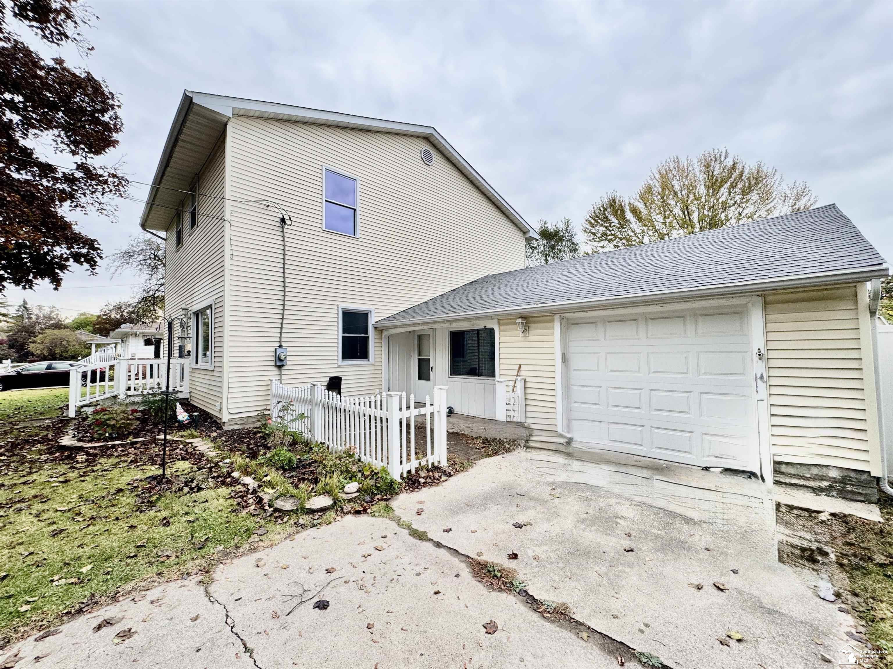 15484 Eastwood Drive