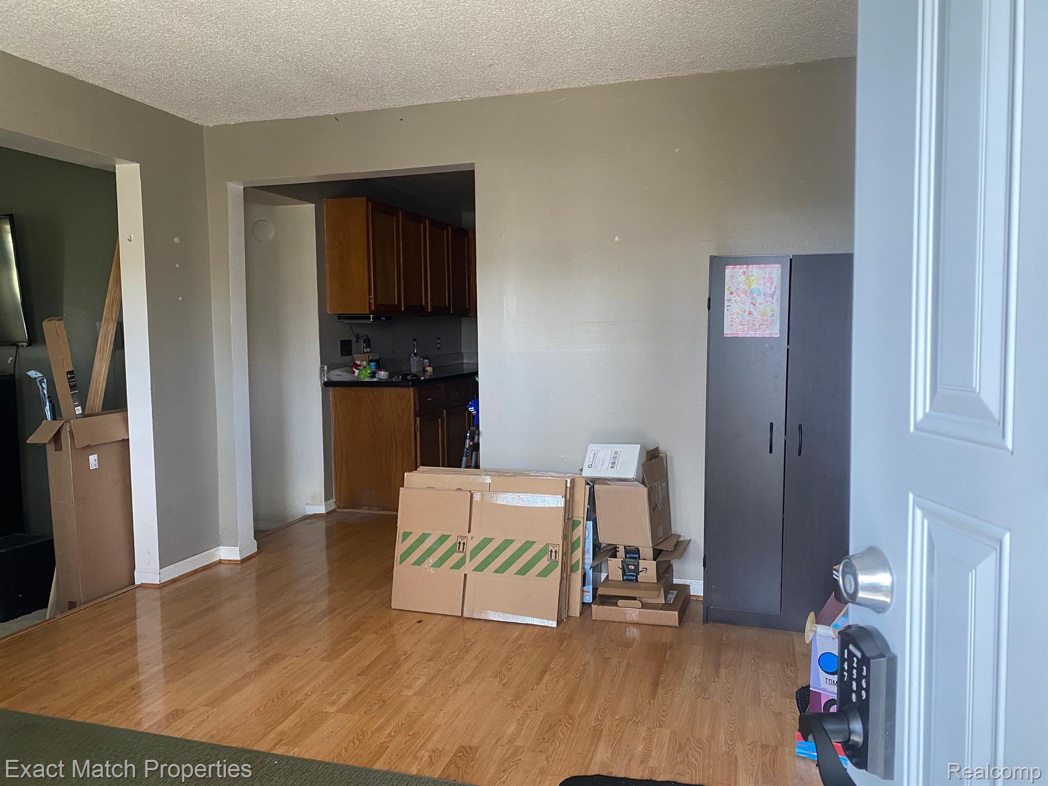 2680 MOTT Avenue