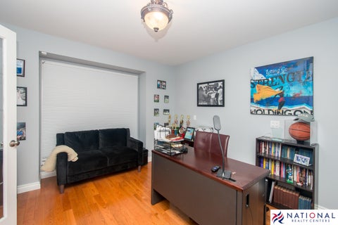 Tiny photo for 37709 Glengrove Drive, Farmington Hills City, MI 48331 (MLS # 81026028838)