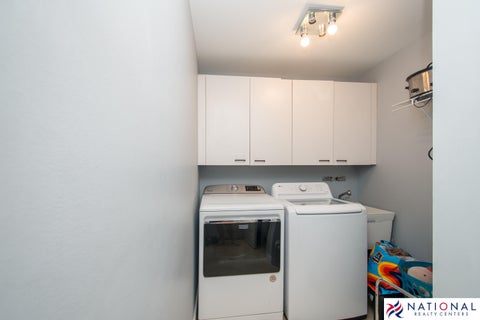 Tiny photo for 37709 Glengrove Drive, Farmington Hills City, MI 48331 (MLS # 81026028838)