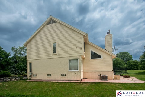 Tiny photo for 37709 Glengrove Drive, Farmington Hills City, MI 48331 (MLS # 81026028838)