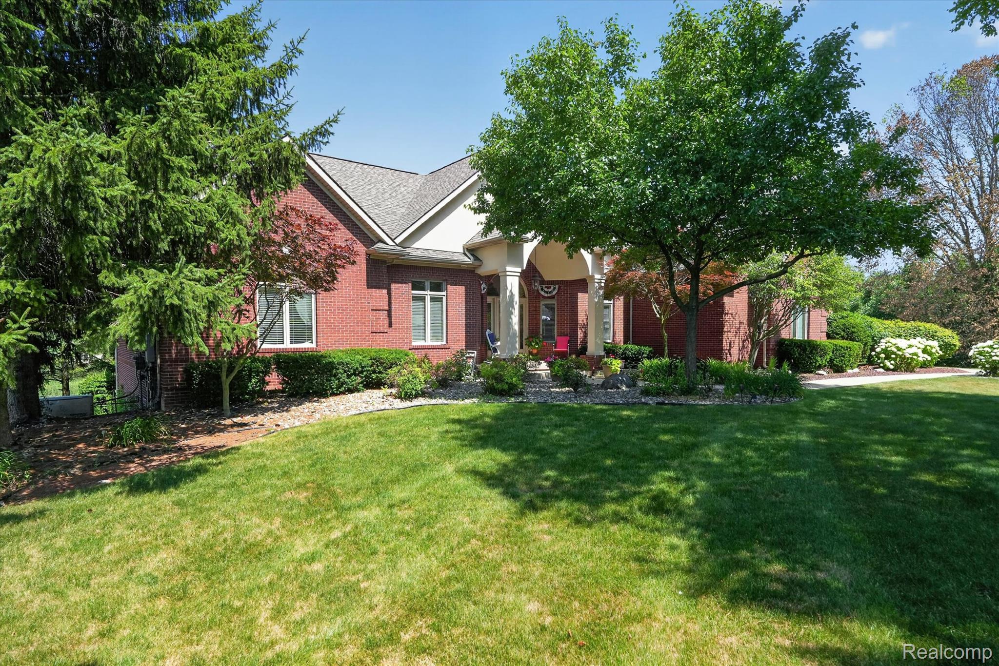 2212 Lily Court